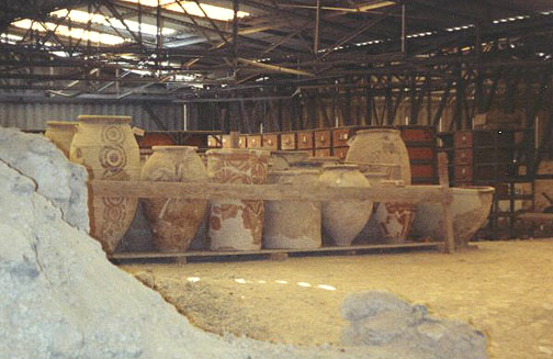 akrotiri08.jpg (80115 bytes)