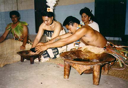 tonga.jpg (64774 bytes)
